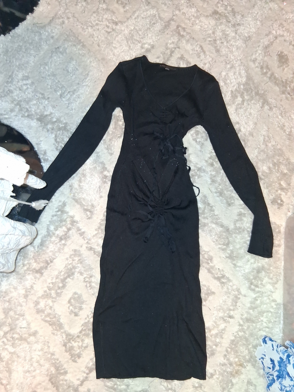 Almost Famous Black Long-Sleeve Ruched Midi Dress